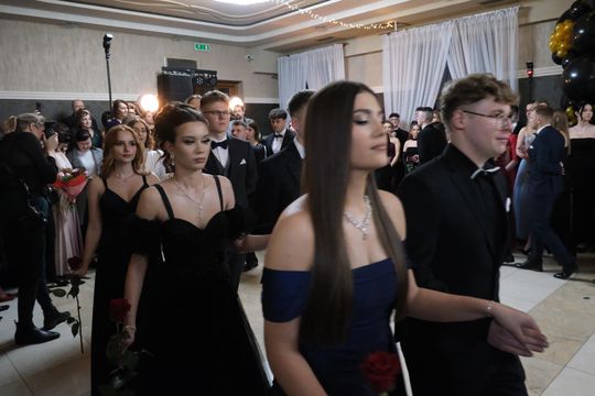 Studniówka 2025 - Zespół Szkół Technicznych w Chełmie cz. I [GALERIA ZDJĘĆ]