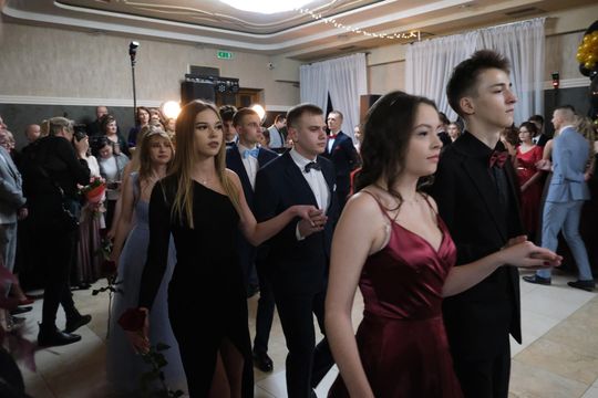 Studniówka 2025 - Zespół Szkół Technicznych w Chełmie cz. I [GALERIA ZDJĘĆ]