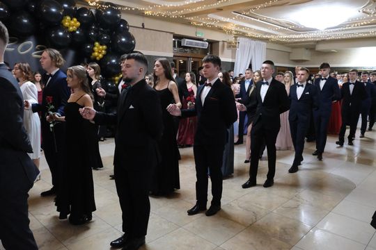 Studniówka 2025 - Zespół Szkół Technicznych w Chełmie cz. I [GALERIA ZDJĘĆ]