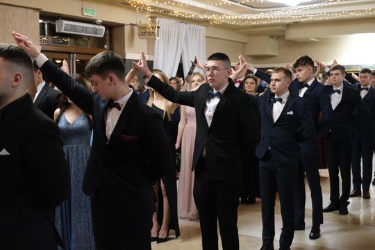 Studniówka 2025 - Zespół Szkół Technicznych w Chełmie cz. I [GALERIA ZDJĘĆ]