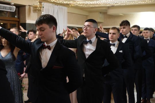 Studniówka 2025 - Zespół Szkół Technicznych w Chełmie cz. I [GALERIA ZDJĘĆ]