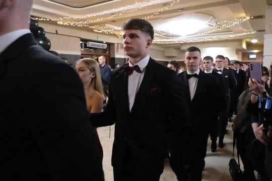 Studniówka 2025 - Zespół Szkół Technicznych w Chełmie cz. I [GALERIA ZDJĘĆ]