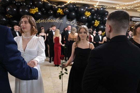 Studniówka 2025 - Zespół Szkół Technicznych w Chełmie cz. I [GALERIA ZDJĘĆ]