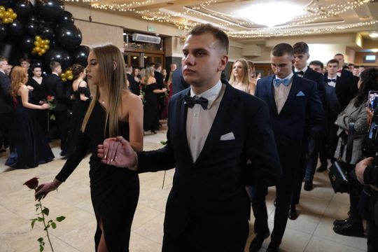 Studniówka 2025 - Zespół Szkół Technicznych w Chełmie cz. II [GALERIA ZDJĘĆ]