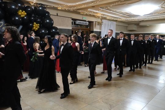 Studniówka 2025 - Zespół Szkół Technicznych w Chełmie cz. II [GALERIA ZDJĘĆ]