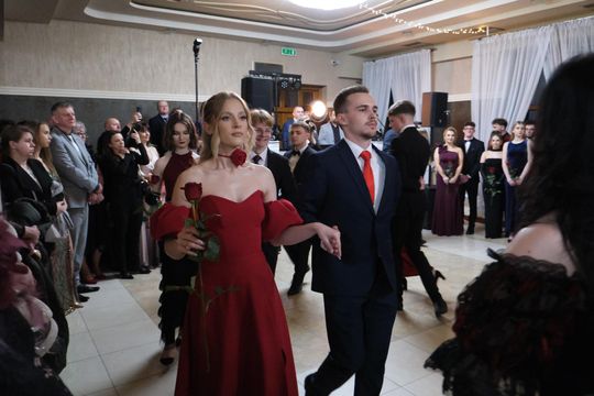 Studniówka 2025 - Zespół Szkół Technicznych w Chełmie cz. II [GALERIA ZDJĘĆ]