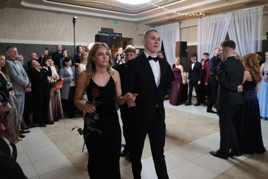 Studniówka 2025 - Zespół Szkół Technicznych w Chełmie cz. II [GALERIA ZDJĘĆ]