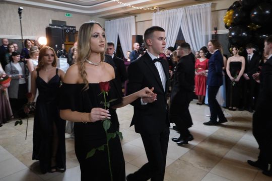 Studniówka 2025 - Zespół Szkół Technicznych w Chełmie cz. II [GALERIA ZDJĘĆ]