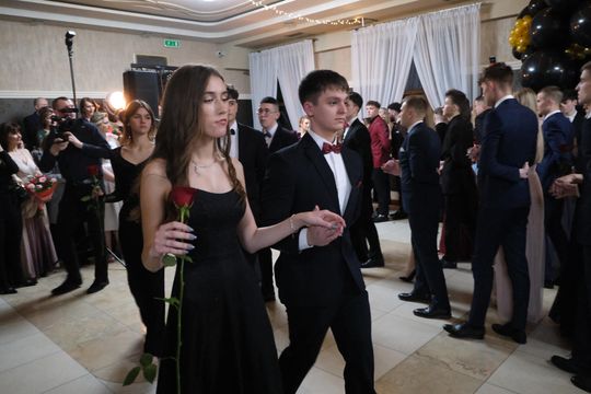 Studniówka 2025 - Zespół Szkół Technicznych w Chełmie cz. II [GALERIA ZDJĘĆ]