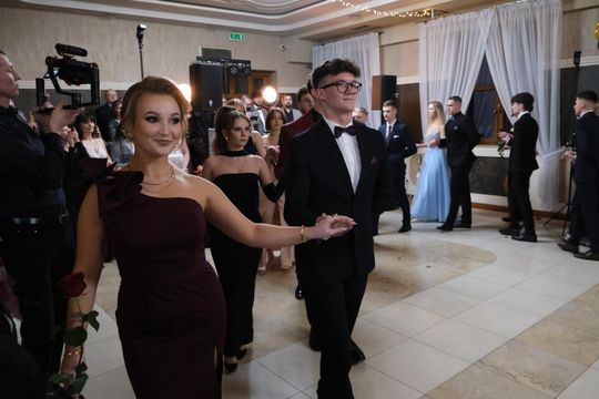 Studniówka 2025 - Zespół Szkół Technicznych w Chełmie cz. II [GALERIA ZDJĘĆ]