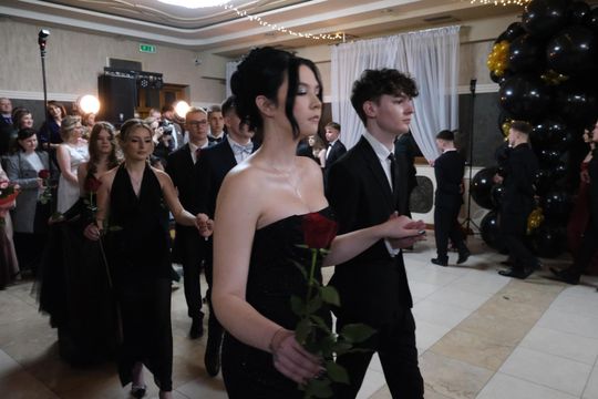 Studniówka 2025 - Zespół Szkół Technicznych w Chełmie cz. II [GALERIA ZDJĘĆ]