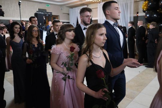 Studniówka 2025 - Zespół Szkół Technicznych w Chełmie cz. II [GALERIA ZDJĘĆ]