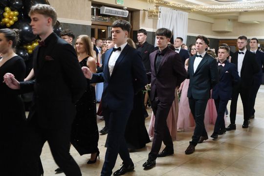 Studniówka 2025 - Zespół Szkół Technicznych w Chełmie cz. II [GALERIA ZDJĘĆ]