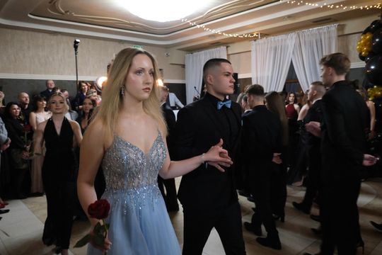 Studniówka 2025 - Zespół Szkół Technicznych w Chełmie cz. II [GALERIA ZDJĘĆ]