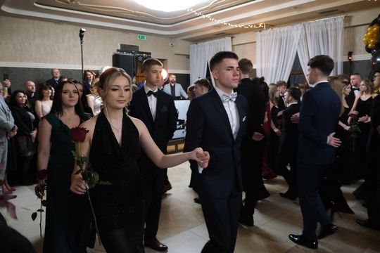 Studniówka 2025 - Zespół Szkół Technicznych w Chełmie cz. II [GALERIA ZDJĘĆ]