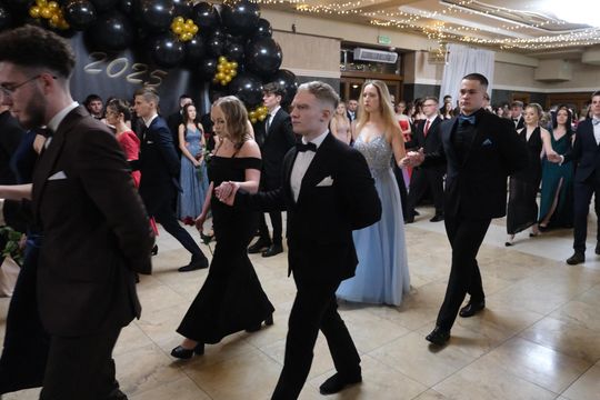 Studniówka 2025 - Zespół Szkół Technicznych w Chełmie cz. II [GALERIA ZDJĘĆ]