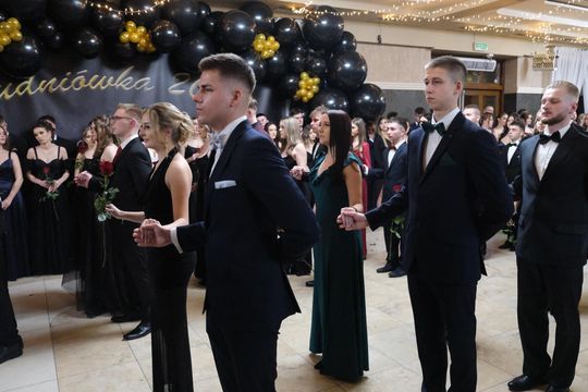 Studniówka 2025 - Zespół Szkół Technicznych w Chełmie cz. II [GALERIA ZDJĘĆ]