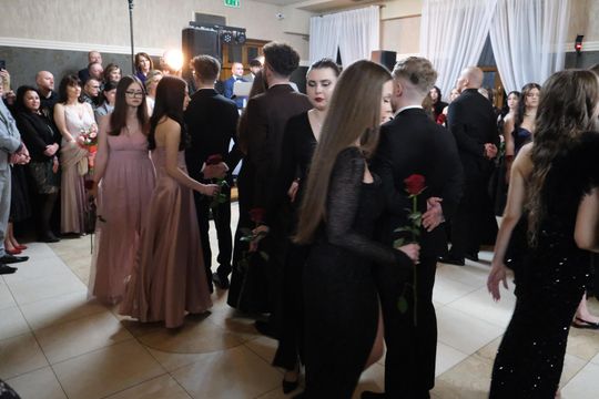 Studniówka 2025 - Zespół Szkół Technicznych w Chełmie cz. II [GALERIA ZDJĘĆ]