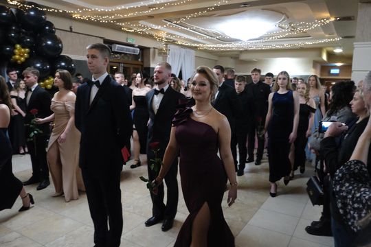 Studniówka 2025 - Zespół Szkół Technicznych w Chełmie cz. II [GALERIA ZDJĘĆ]