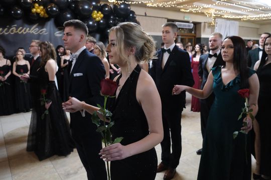 Studniówka 2025 - Zespół Szkół Technicznych w Chełmie cz. II [GALERIA ZDJĘĆ]