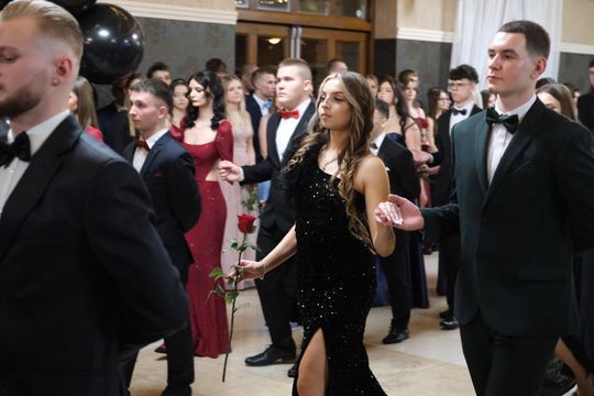 Studniówka 2025 - Zespół Szkół Technicznych w Chełmie cz. II [GALERIA ZDJĘĆ]