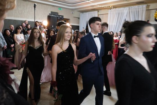 Studniówka 2025 - Zespół Szkół Technicznych w Chełmie cz. II [GALERIA ZDJĘĆ]