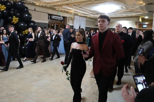 Studniówka 2025 - Zespół Szkół Technicznych w Chełmie cz. II [GALERIA ZDJĘĆ]