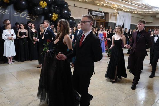 Studniówka 2025 - Zespół Szkół Technicznych w Chełmie cz. II [GALERIA ZDJĘĆ]