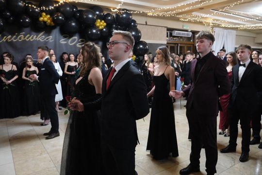 Studniówka 2025 - Zespół Szkół Technicznych w Chełmie cz. II [GALERIA ZDJĘĆ]