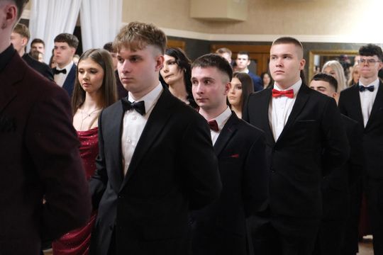 Studniówka 2025 - Zespół Szkół Technicznych w Chełmie cz. II [GALERIA ZDJĘĆ]