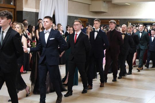 Studniówka 2025 - Zespół Szkół Technicznych w Chełmie cz. II [GALERIA ZDJĘĆ]