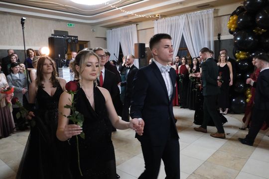 Studniówka 2025 - Zespół Szkół Technicznych w Chełmie cz. II [GALERIA ZDJĘĆ]