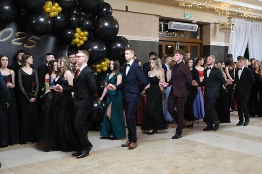 Studniówka 2025 - Zespół Szkół Technicznych w Chełmie cz. II [GALERIA ZDJĘĆ]