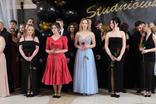 Studniówka 2025 - Zespół Szkół Technicznych w Chełmie cz. II [GALERIA ZDJĘĆ]