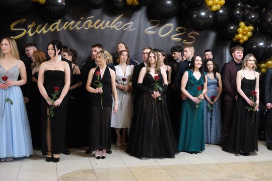 Studniówka 2025 - Zespół Szkół Technicznych w Chełmie cz. II [GALERIA ZDJĘĆ]