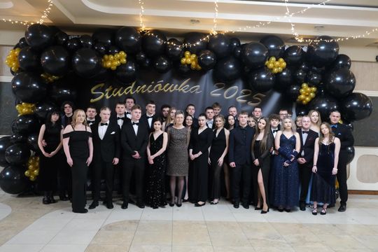 Studniówka 2025 - Zespół Szkół Technicznych w Chełmie cz. II [GALERIA ZDJĘĆ]