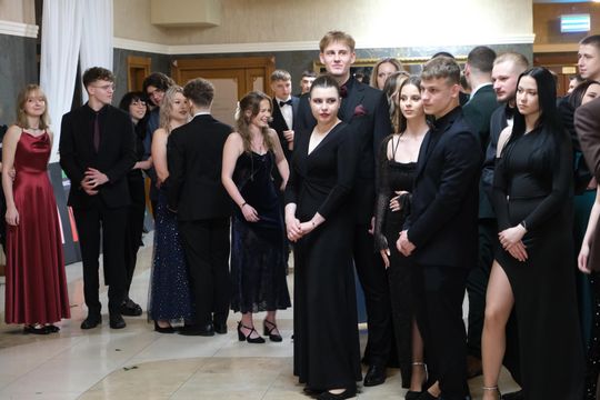 Studniówka 2025 - Zespół Szkół Technicznych w Chełmie cz. II [GALERIA ZDJĘĆ]