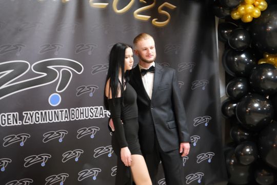 Studniówka 2025 - Zespół Szkół Technicznych w Chełmie cz. II [GALERIA ZDJĘĆ]