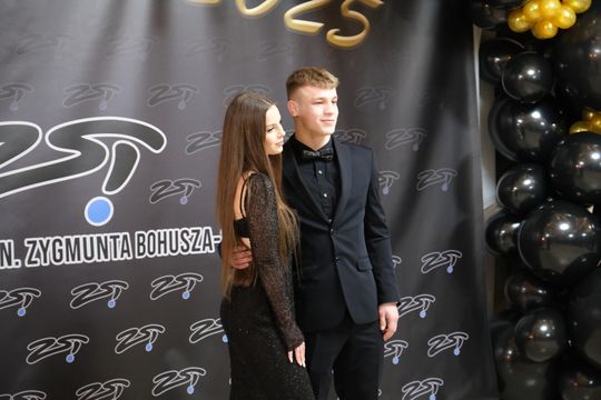 Studniówka 2025 - Zespół Szkół Technicznych w Chełmie cz. II [GALERIA ZDJĘĆ]