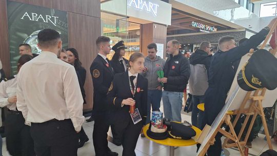 Chełm. 33. Finał Wielkiej Orkiestry Świątecznej Pomocy przed Galerią Chełm [ZDJĘCIA]