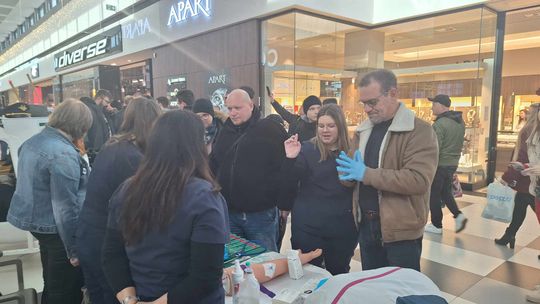 Chełm. 33. Finał Wielkiej Orkiestry Świątecznej Pomocy przed Galerią Chełm [ZDJĘCIA]