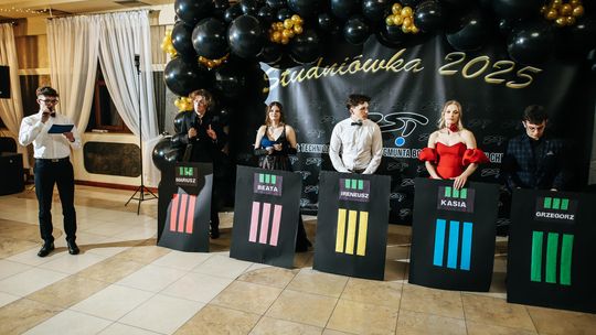 Studniówka 2025 - Zespół Szkół Technicznych w Chełmie cz. III [GALERIA ZDJĘĆ]