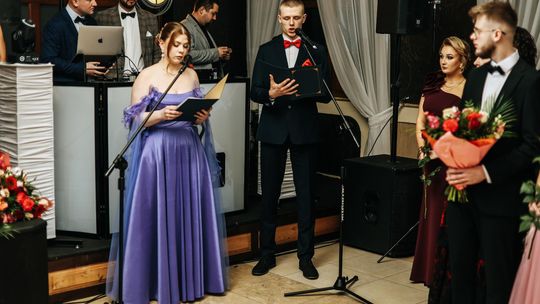 Studniówka 2025 - Zespół Szkół Technicznych w Chełmie cz. III [GALERIA ZDJĘĆ]