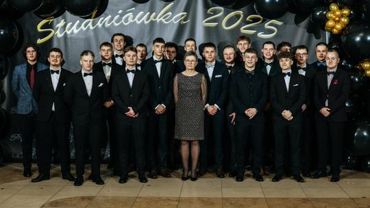 Studniówka 2025 - Zespół Szkół Technicznych w Chełmie cz. III [GALERIA ZDJĘĆ]