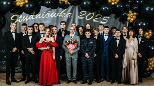 Studniówka 2025 - Zespół Szkół Technicznych w Chełmie cz. III [GALERIA ZDJĘĆ]