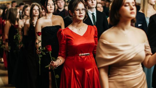 Studniówka 2025 - Zespół Szkół Technicznych w Chełmie cz. III [GALERIA ZDJĘĆ]