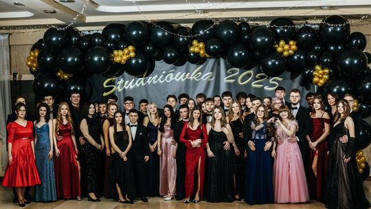 Studniówka 2025 - Zespół Szkół Technicznych w Chełmie cz. III [GALERIA ZDJĘĆ]