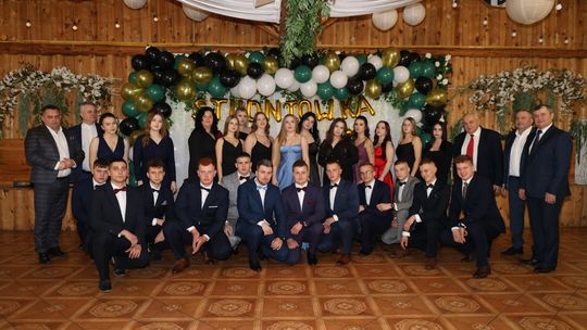 Studniówka 2025 - Zespół Szkół w Żółkiewce [GALERIA ZDJĘĆ]