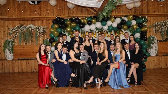 Studniówka 2025 - Zespół Szkół w Żółkiewce [GALERIA ZDJĘĆ]