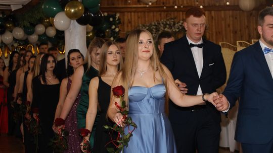 Studniówka 2025 - Zespół Szkół w Żółkiewce [GALERIA ZDJĘĆ]